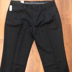 NWT Jos A Bank Leadbetter Golf Pants 46W 32L Black